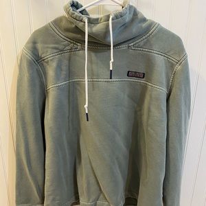 Vineyard Vines pullover